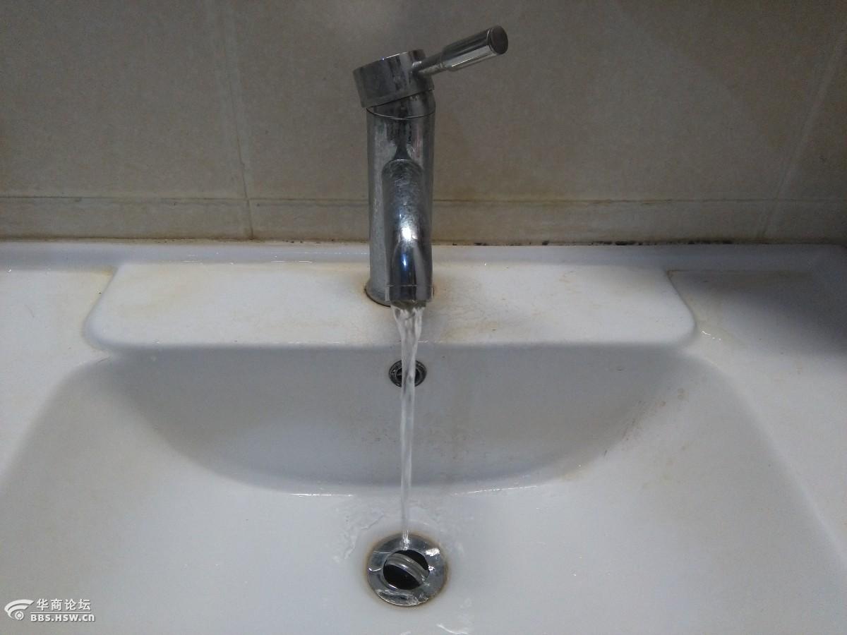 思源南路湖滨佳园小区低压供水水压太低无法洗澡