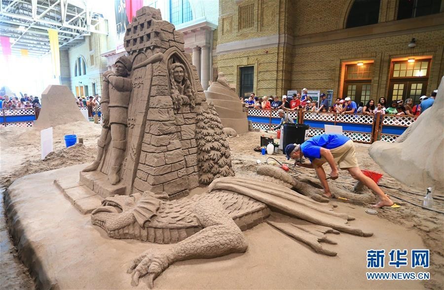 加拿大举办国际沙雕比赛