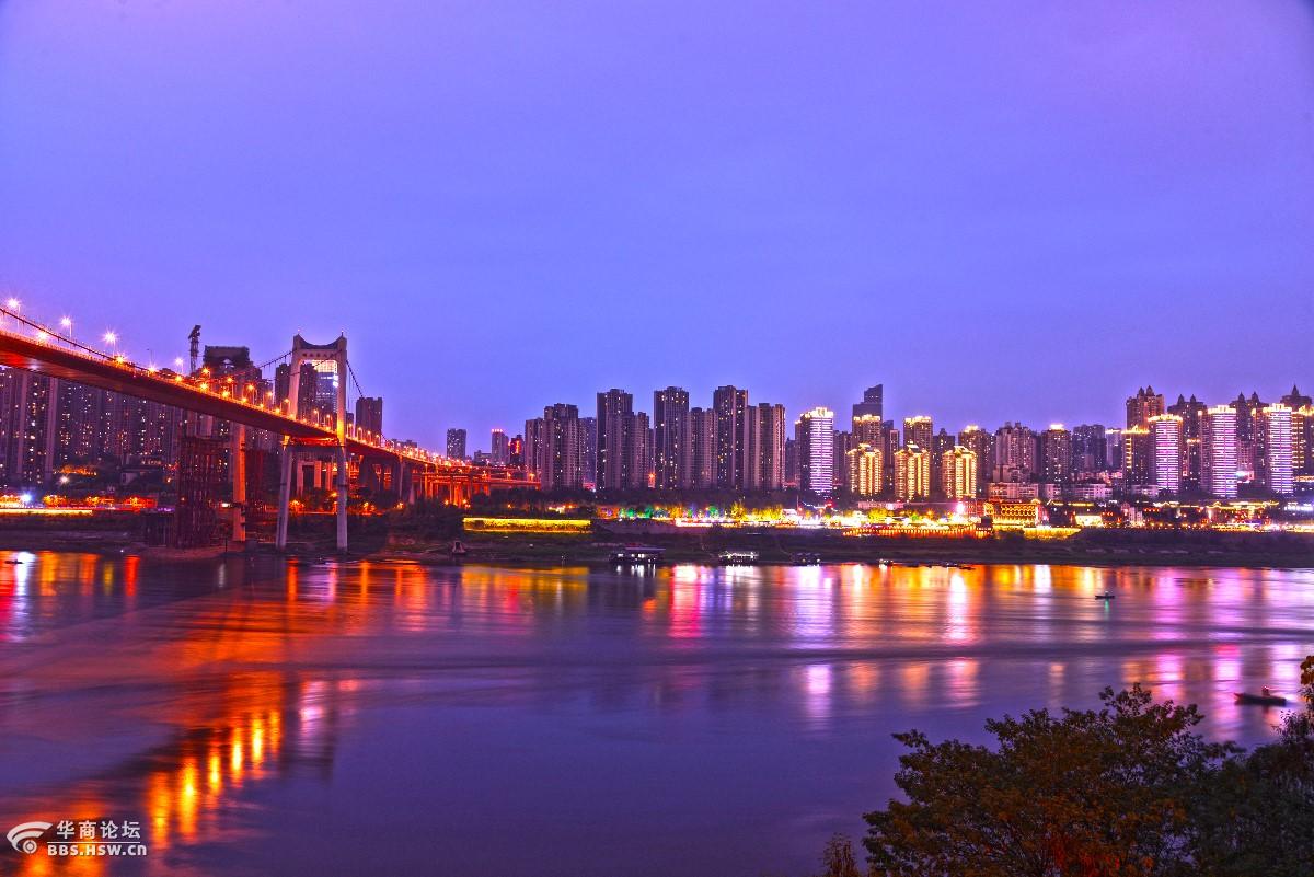 迷人的重庆山城水城不夜城