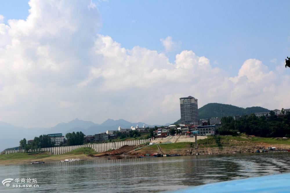 流水有个五龙山祖师殿