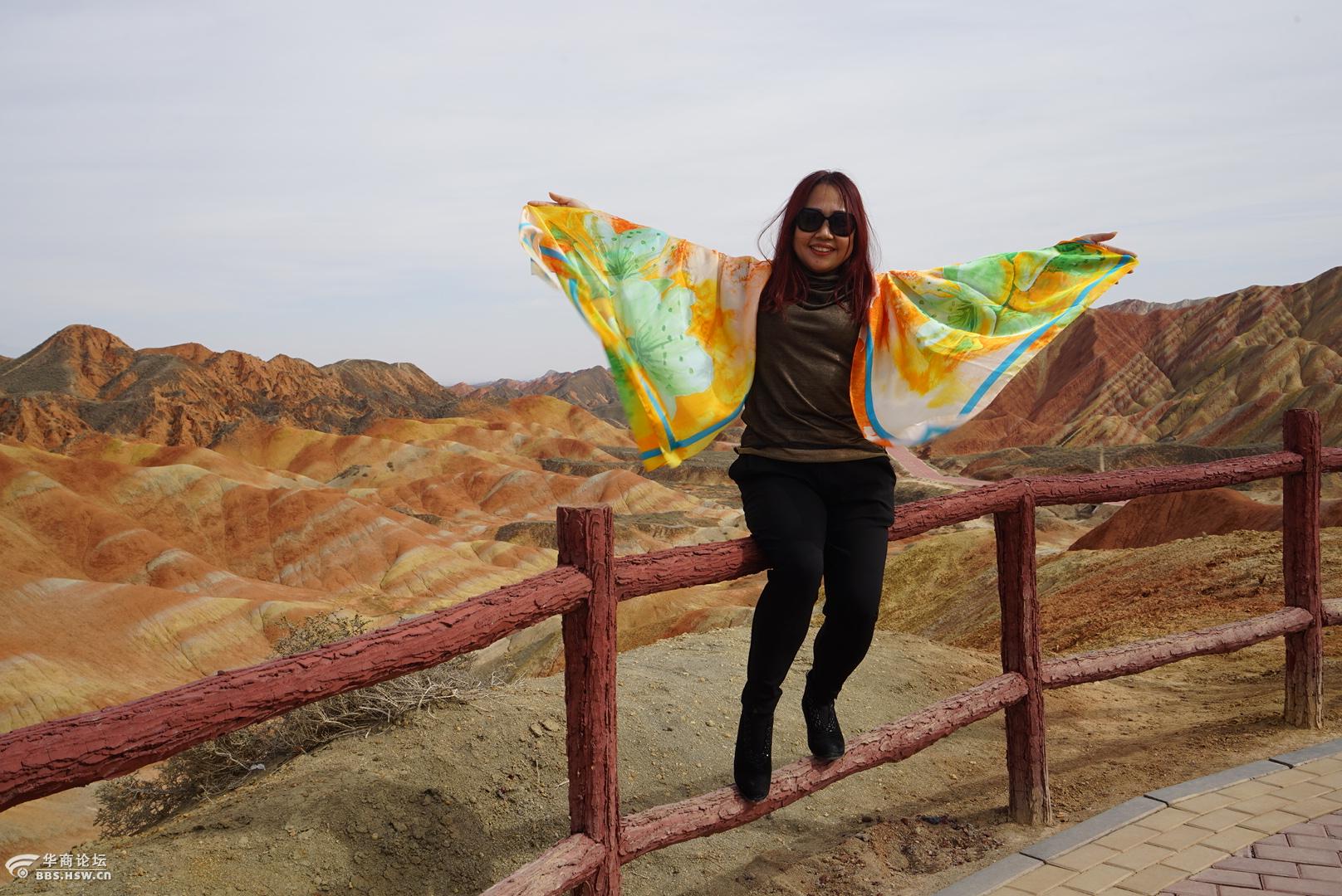 张掖丹霞拍美女蝴蝶飞