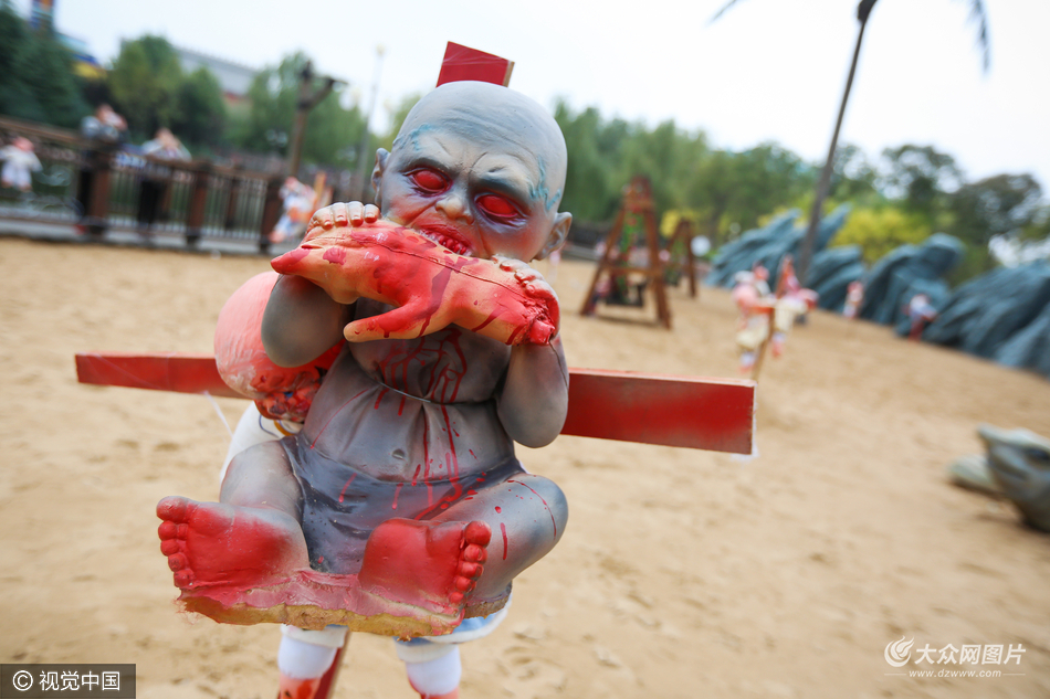 郑州现弃婴岛大量仿真娃娃被钉十字架