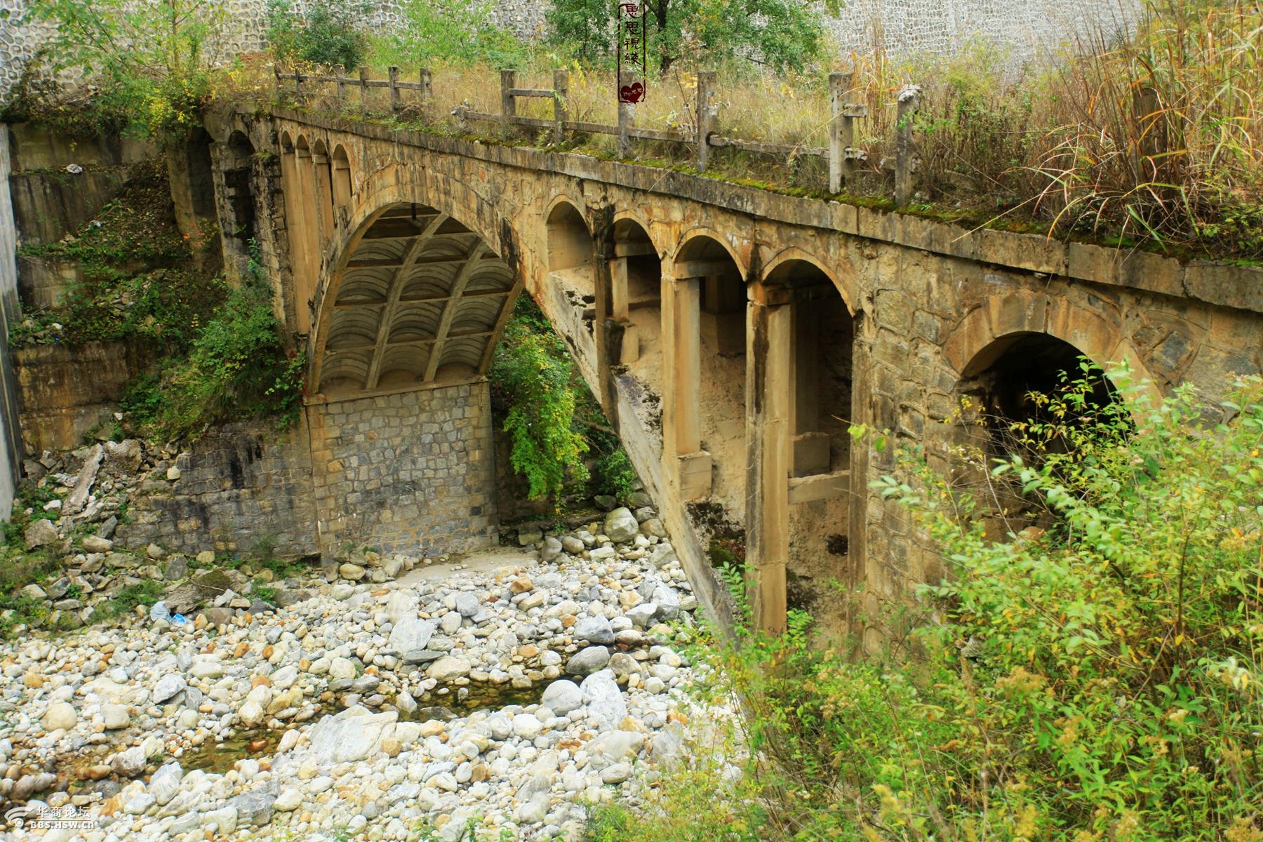 天闲云淡傥骆古道