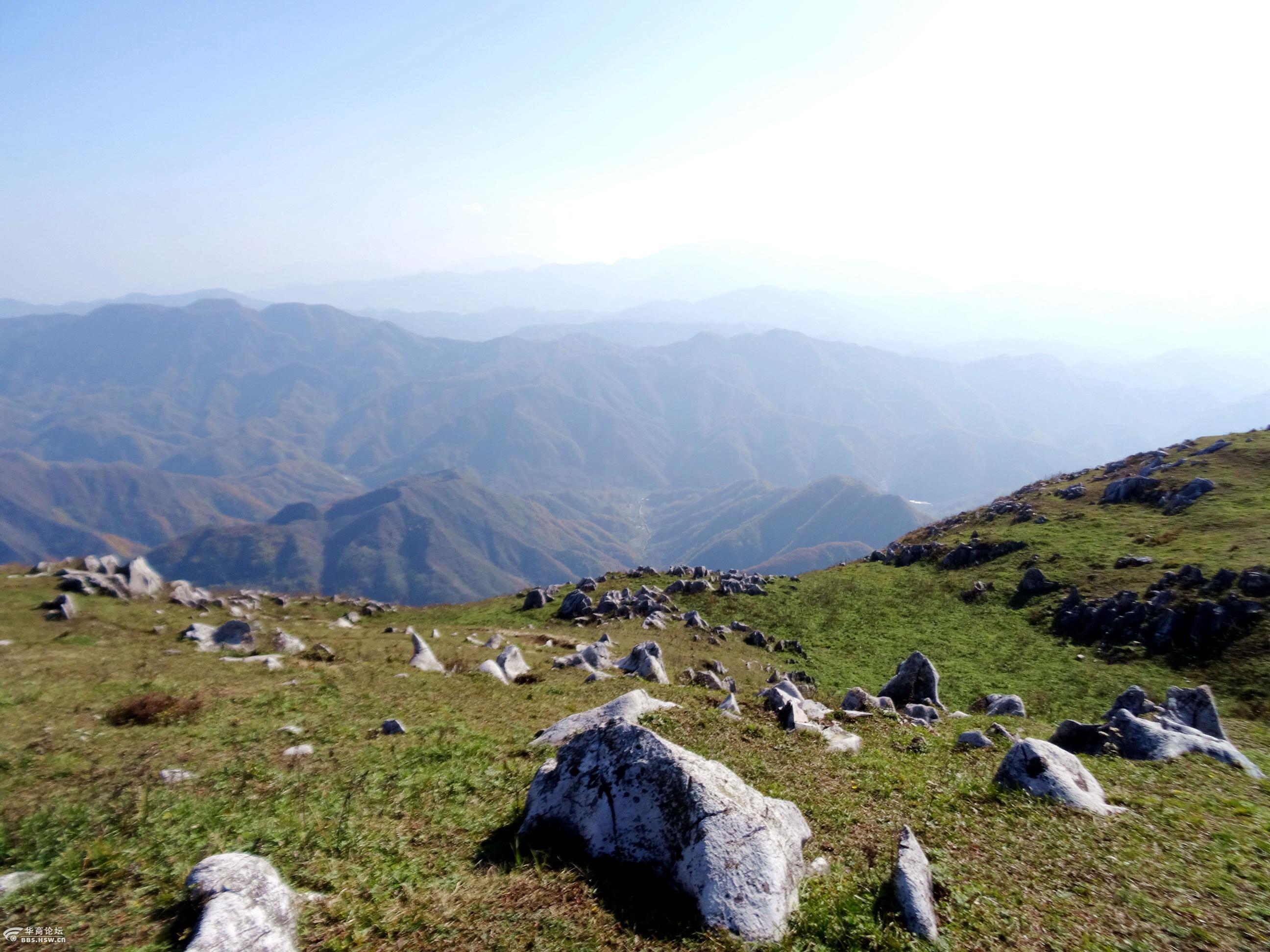 2016年11月5日随名旅户外穿越最美喀斯特地貌镇安北羊山