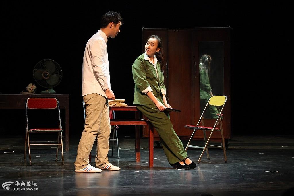 话剧《李小红》,穿越回70后 体味青春热血!