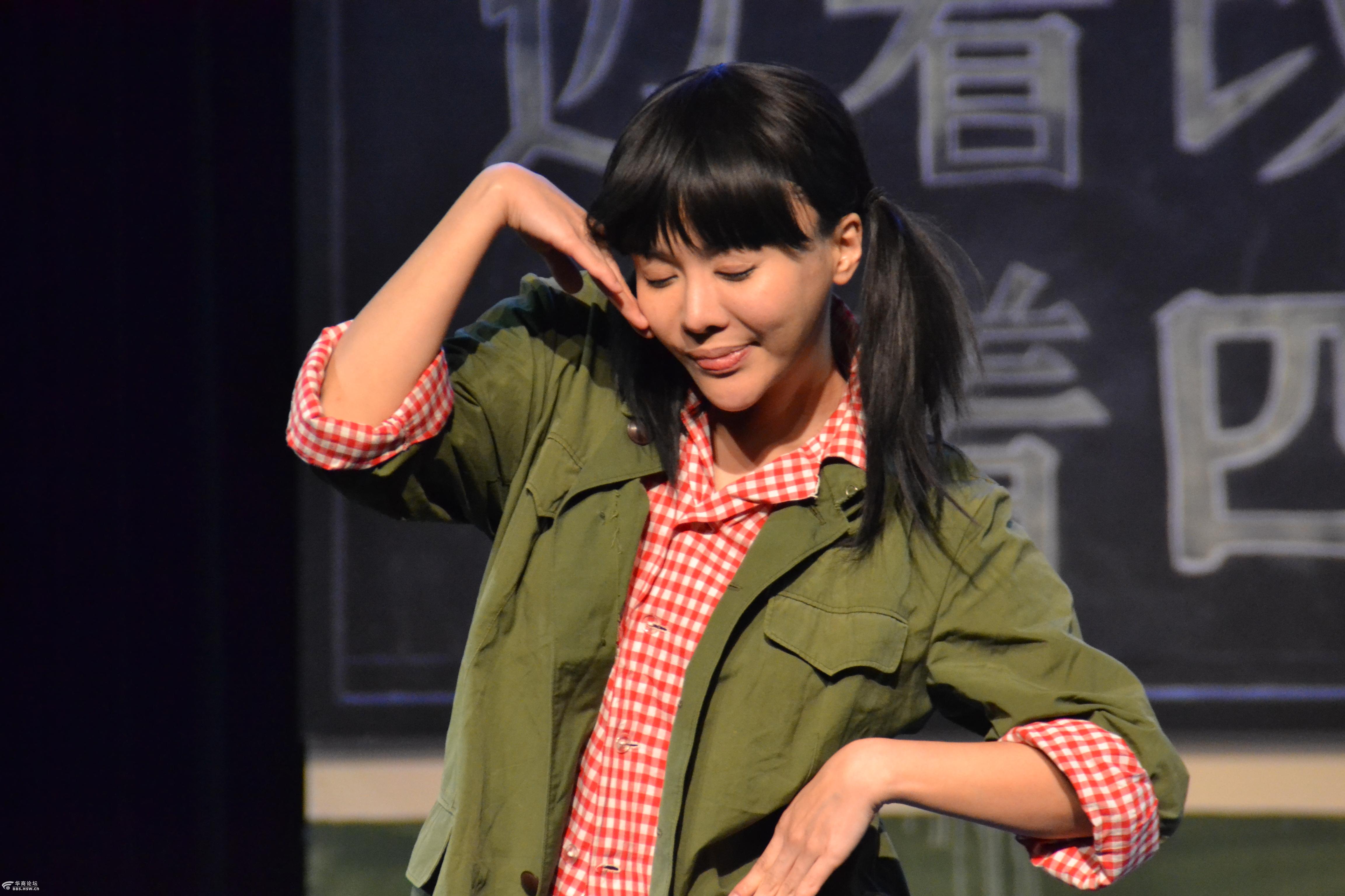 一部触动70后泪点和笑点的怀旧话剧李小红