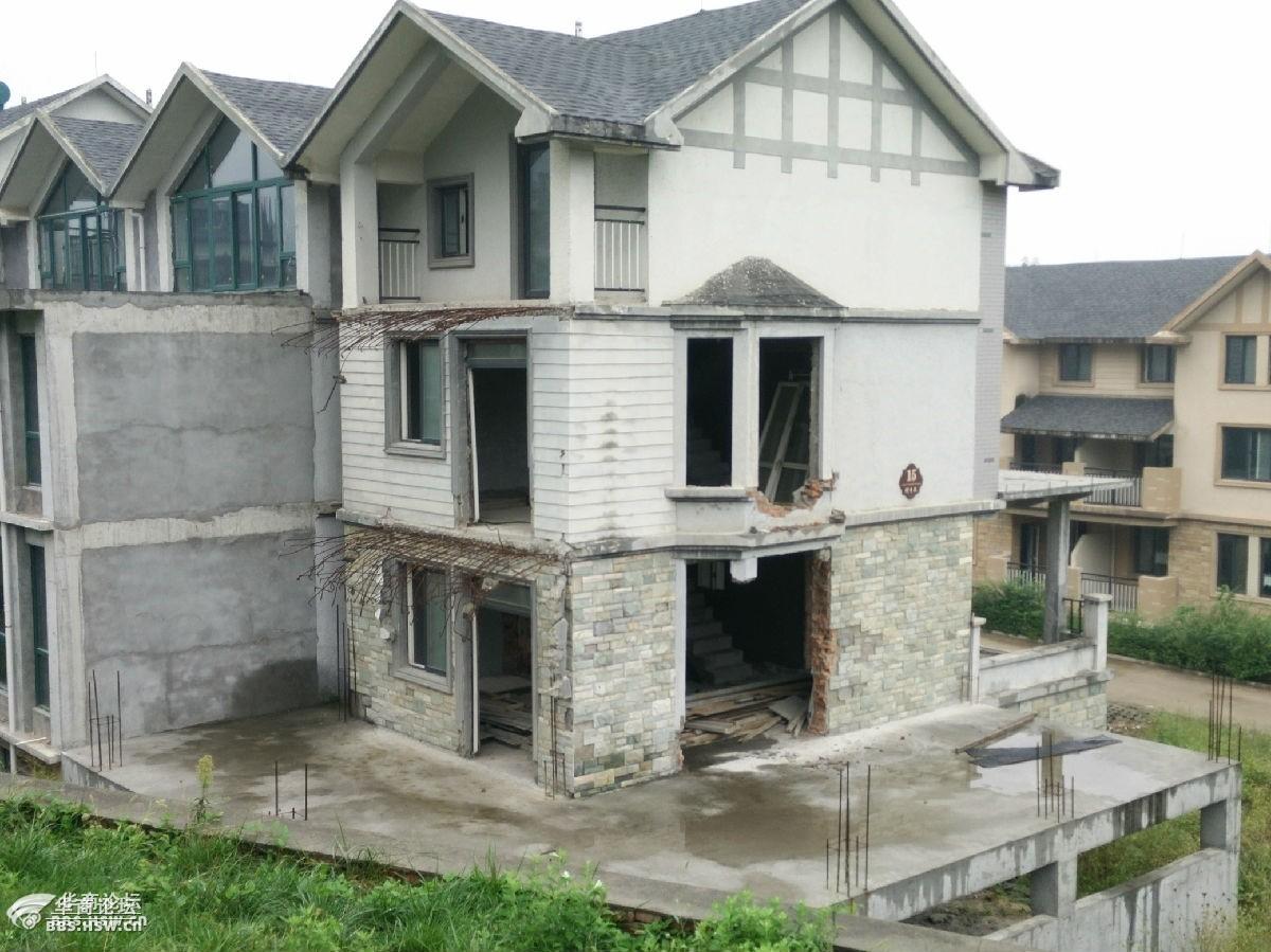 秦岭私搭乱建成风毫不作为的相关部门