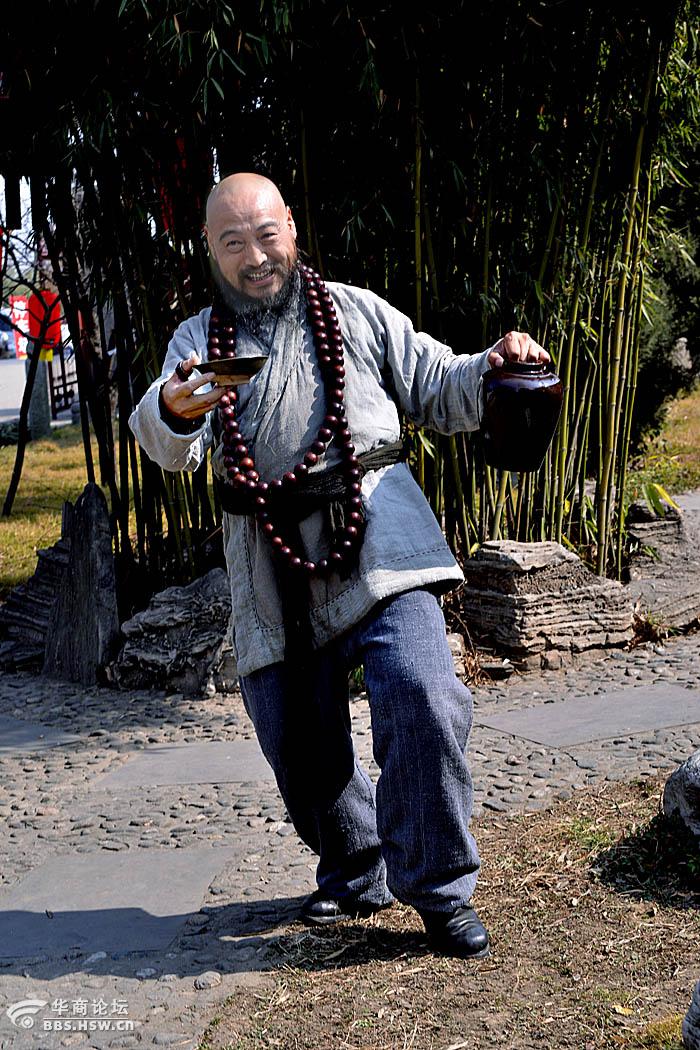 龙窝酒厂人像阿弥陀佛花和尚醉趴下了