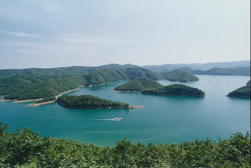 西安年票游4月24日襄阳古城漳河风景区莫愁村三日游已成团