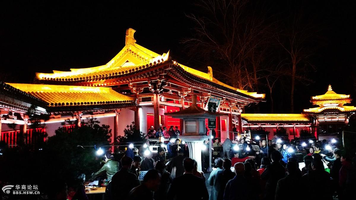 兴庆宫公园东门换新装