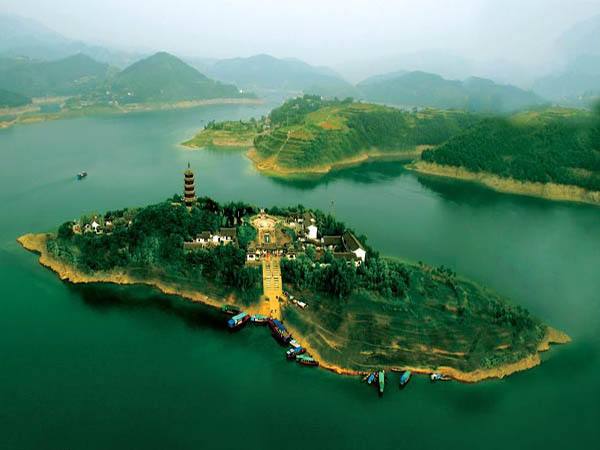 雪豹户外6月10日周六寻找即将消失的古村落鞑子梁谢湾水库一日游