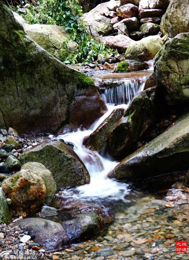 避暑好去处连珠潭