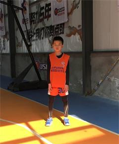 童学会小记者：靳子杰