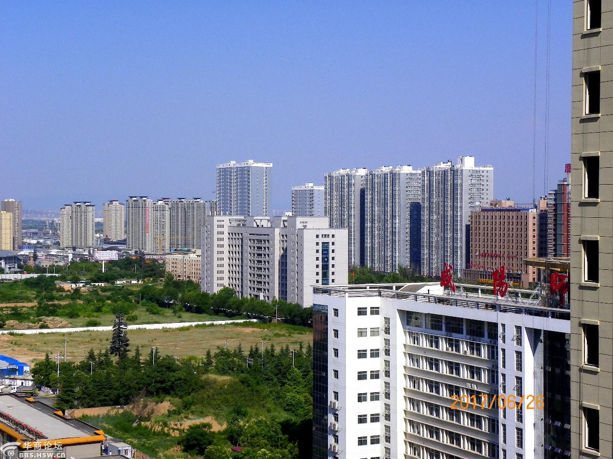 高处观咸阳城市景色