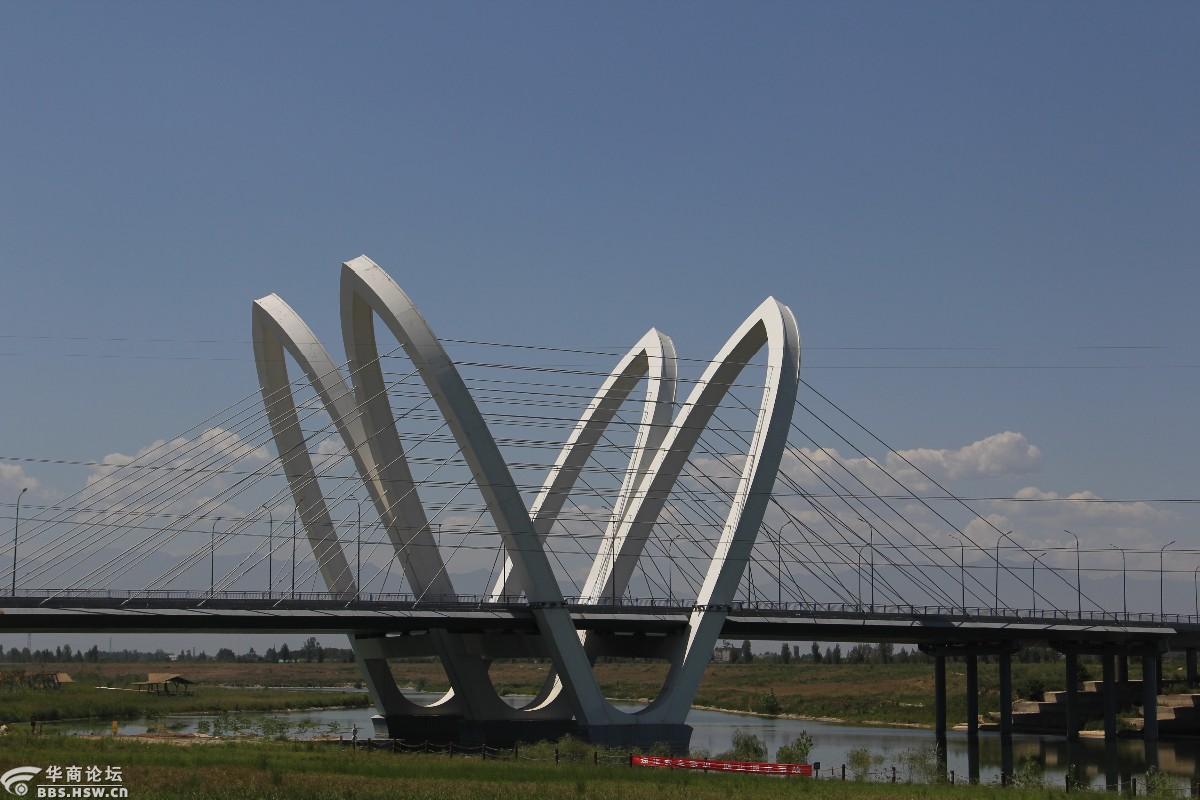 富裕路沣河桥如琴如花更如画