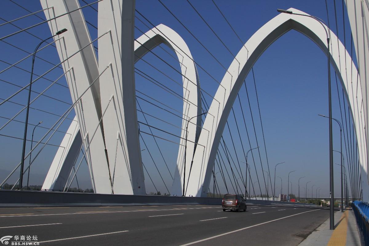 富裕路沣河桥 如琴如花更如画!