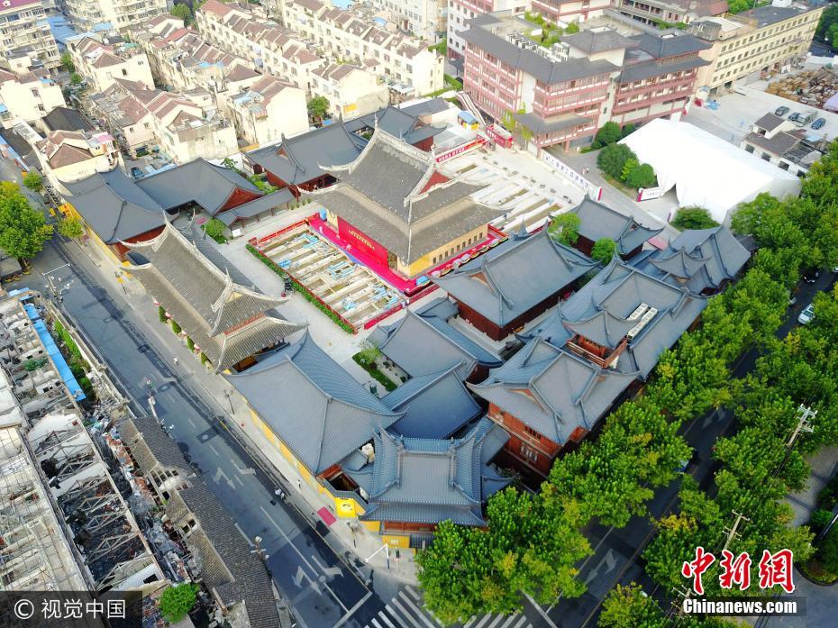 上海玉佛寺大雄宝殿平移进展顺利