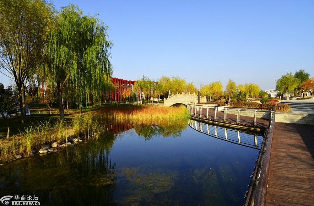 榆林沙河公园的秋之韵