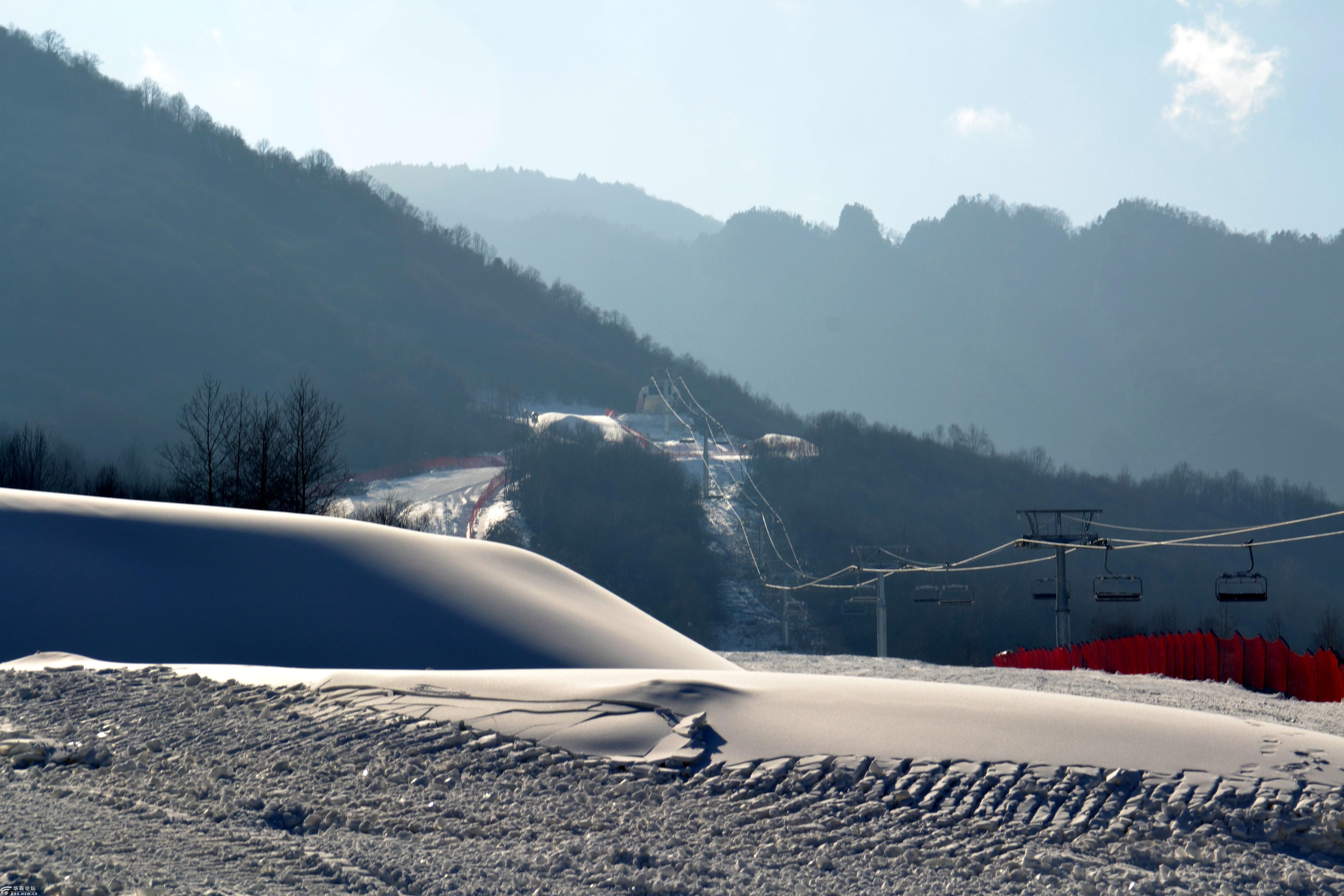 在鳌山滑雪场撒个欢儿把这个冬天过得更有范儿