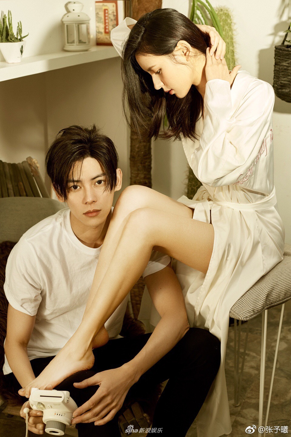 王思聪前女友张予曦晒与男友恩爱照 男帅女美超登对