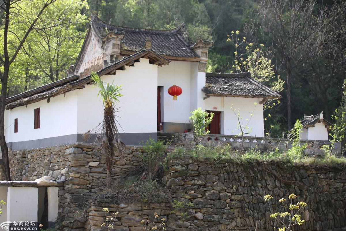 山阳漫川万福沟里有个太平山庄