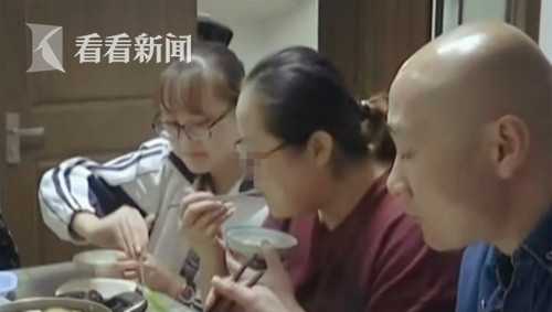 58d41cfa540a459[00_01_52][20180518-195337-3]_副本.jpg