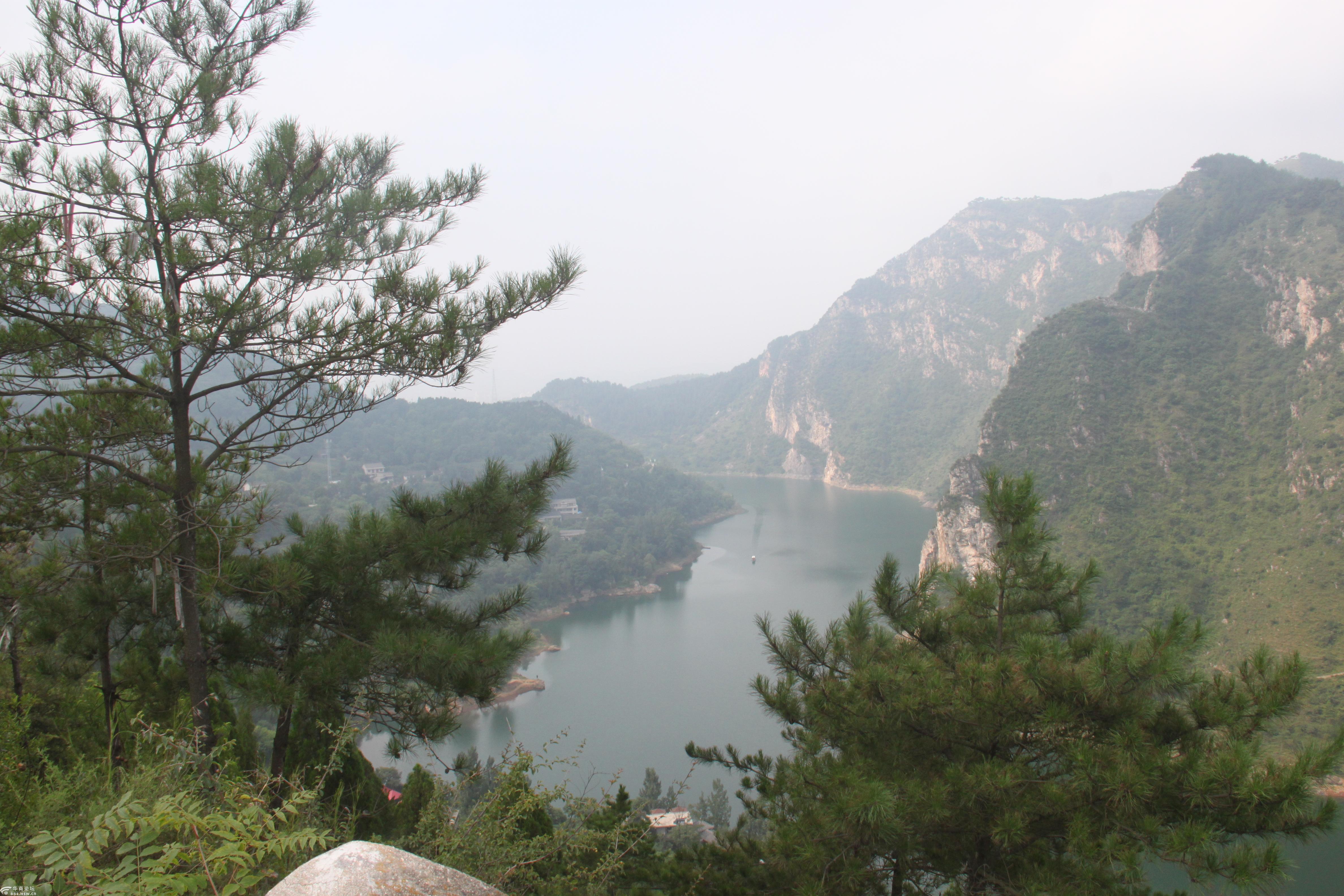 二龙山水库留影