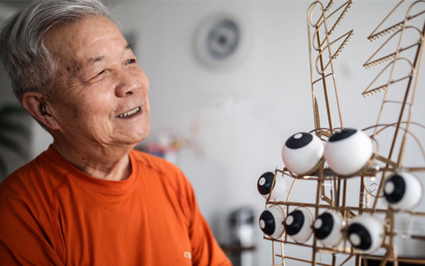 陕西守艺人让风筝动起来的80岁西安“潮”爷
