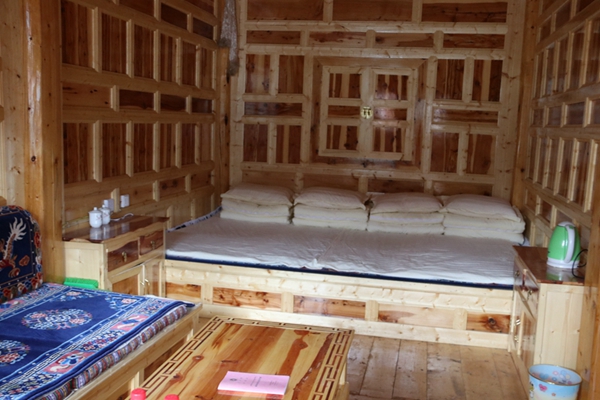 脱贫攻坚看甘肃碌曲县贡去乎村藏家乐乡村旅游脱贫致富