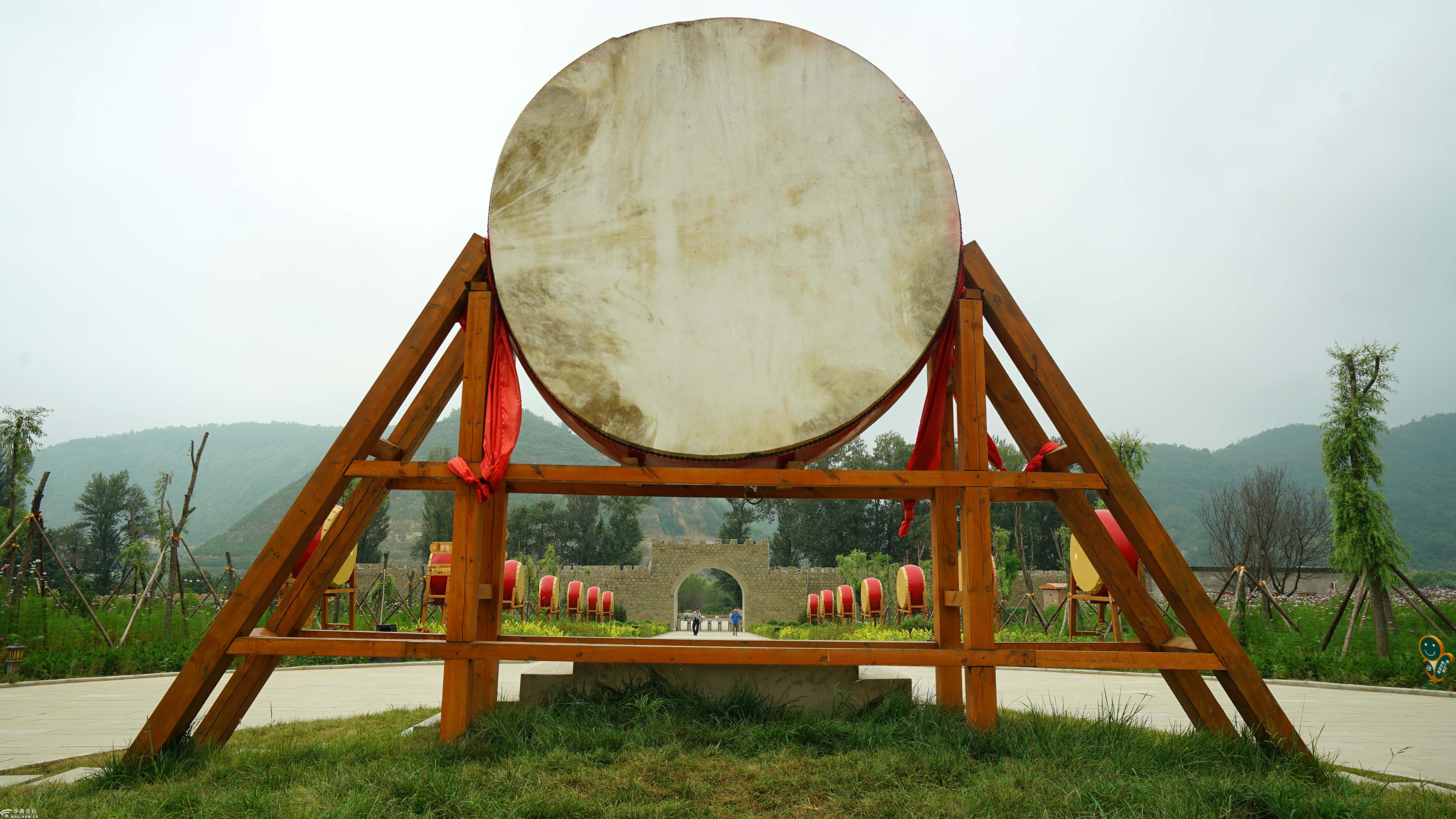 陕北安塞风家营千人腰鼓文化村掠影