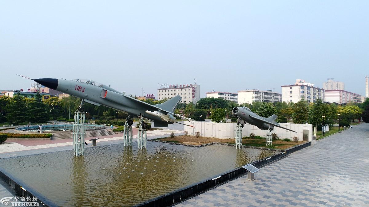 航空城阎良印象——凤凰广场观战机