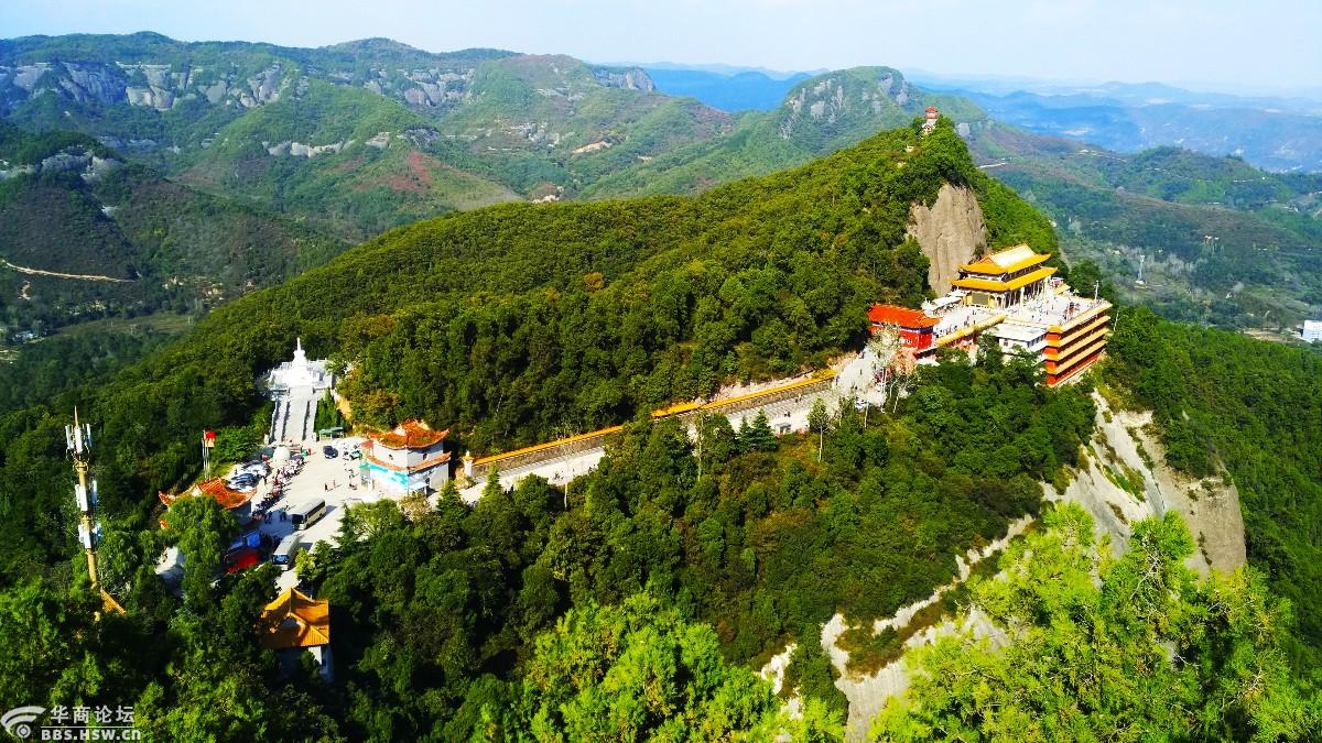 照金牧场香山寺