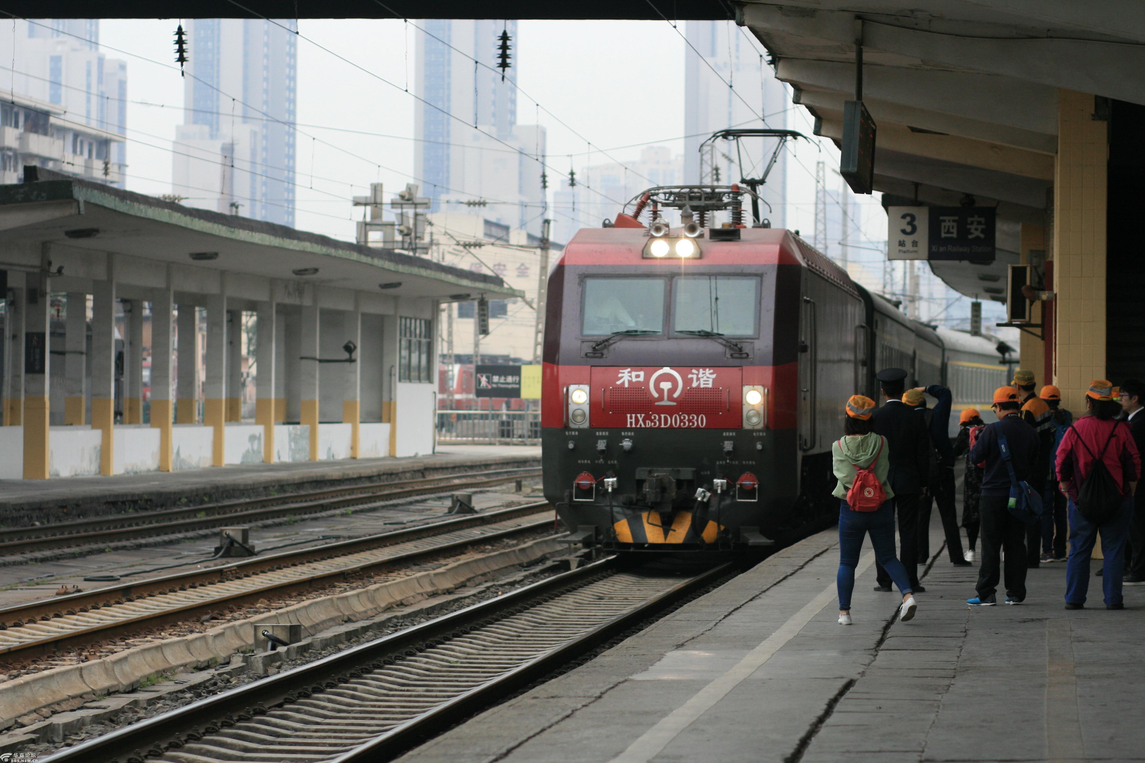 摄影日记西安火车站一个承载着无数人记忆的地方