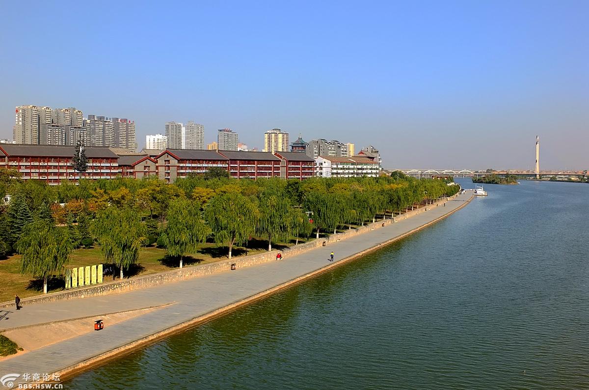 秋染咸阳湖湖面湖区皆美景