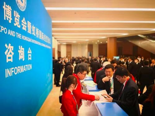 “四叶草青年”为进博会添亮色