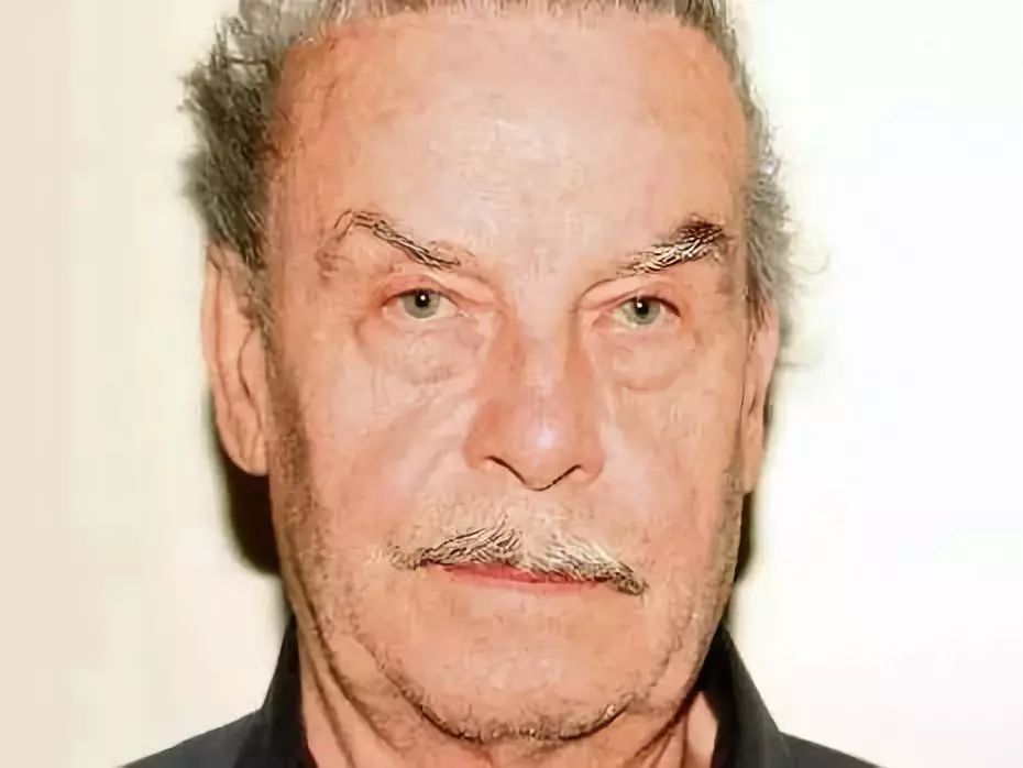 评幼女疑被猥亵:父亲分不清游戏与侵犯请回炉重造