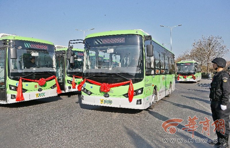 1fdpdcd4.jpg