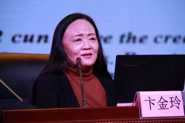 与其学术第一继承人,天津中医药大学第一附属医院卞金玲主任医师,为