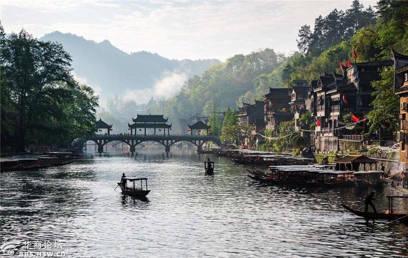 云巅深度旅行春节大湘西环线大巴五日游
