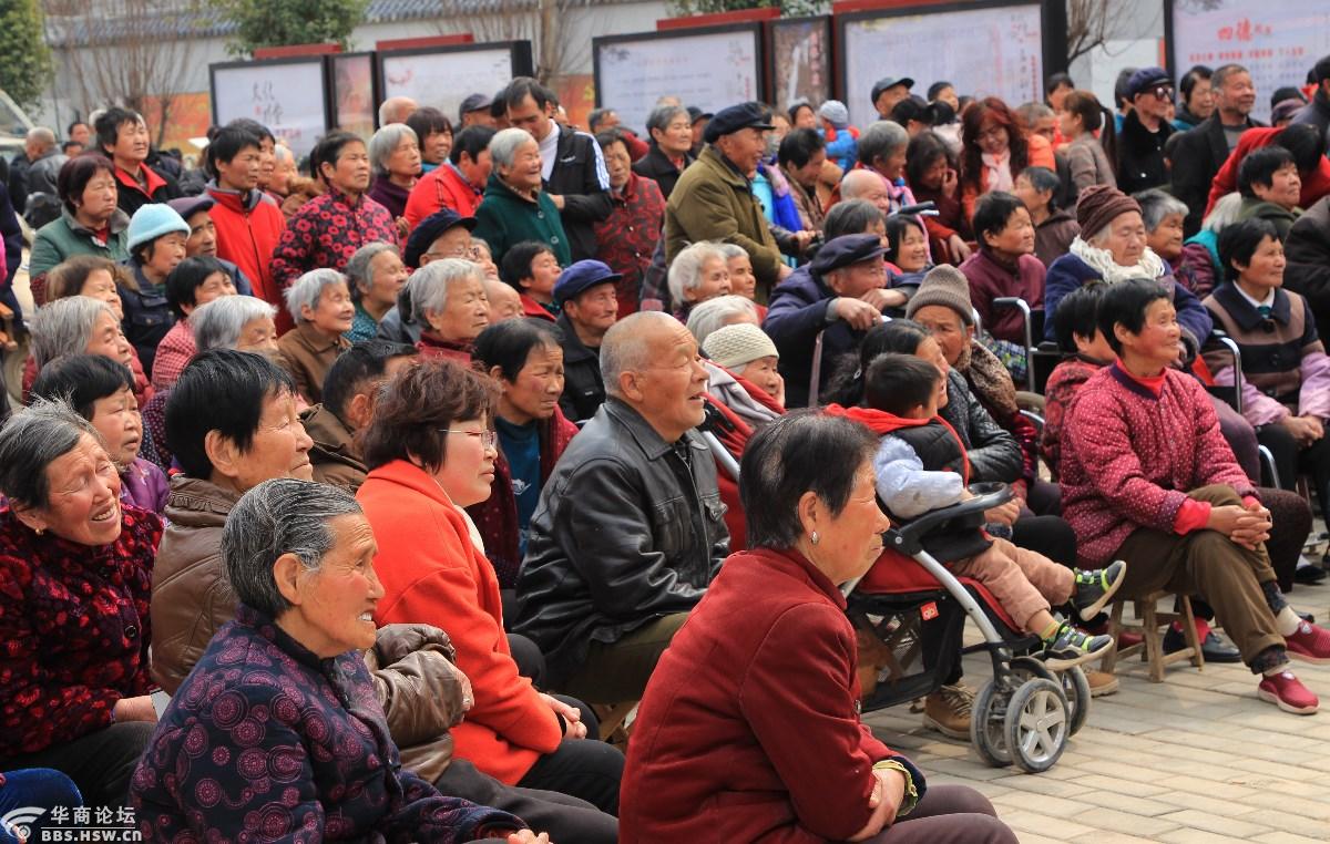 乡村庙会看秦腔