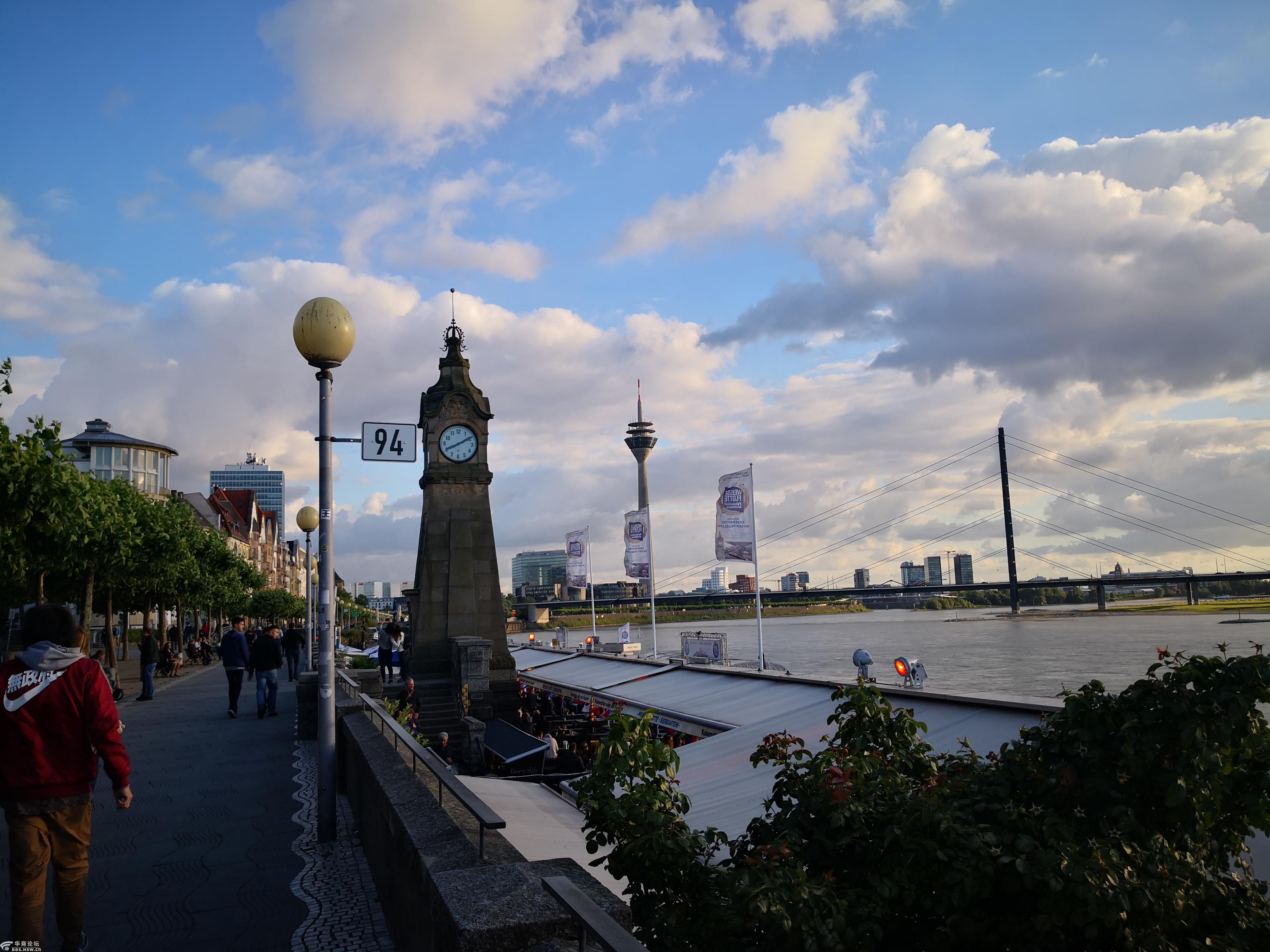 天边飘来一抹淡淡的云欧洲印象02德国杜塞尔多夫市莱茵河畔