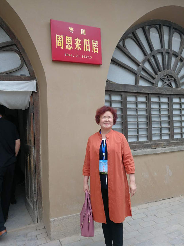 访高新区草堂街道泰和社区党总支书记张雪芳用脚步丈量社情民意