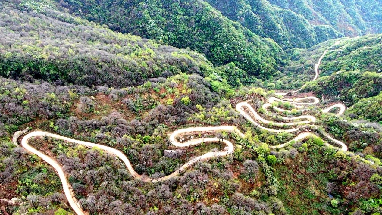 【爱游陕西NO.3】游客的天堂——世外桃源黄峪寺村