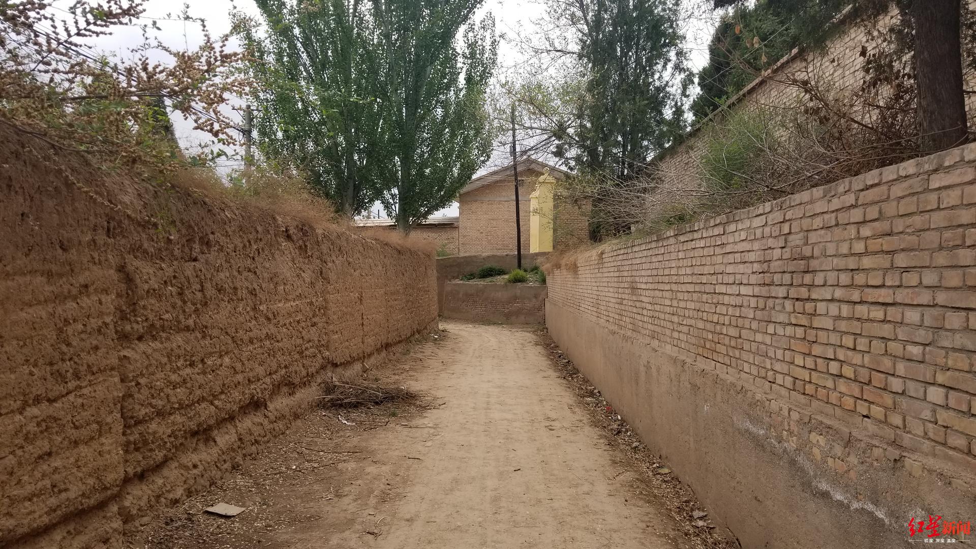 \