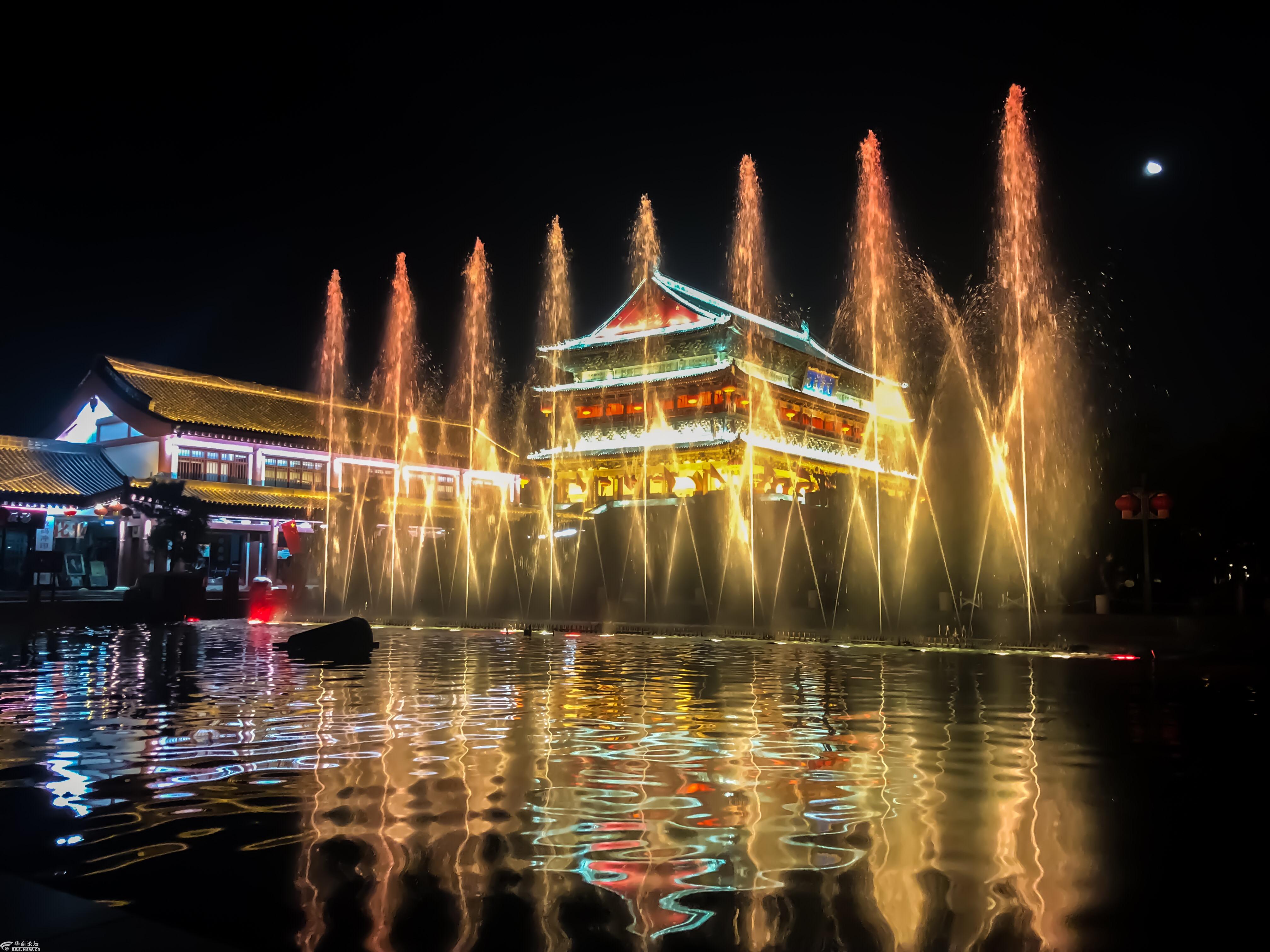 晨钟暮鼓与炫彩霓裳记游西安鼓楼广场水秀