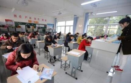 华商头条|十余省份公务员省考笔试放榜，多地披露阅卷过程
