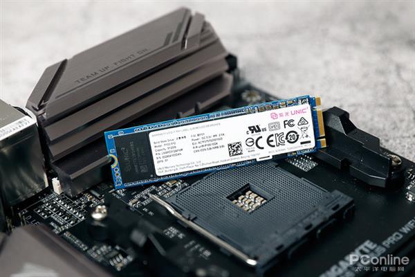 紫光SSD P100 M.2上手：国产SSD砥砺奋进中的又一步