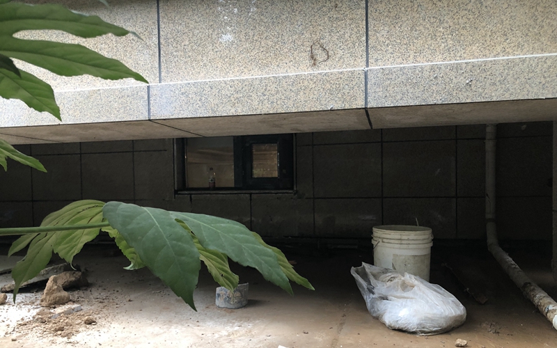 曲江公馆·和园楼下夹层改住宅消防装置被拆 业主质疑安全问题