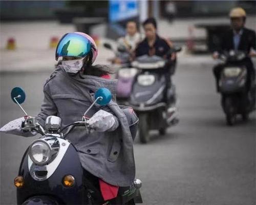 华商头条|陕西发布超标电动车过渡办法:发临时牌照三年后不得再上路