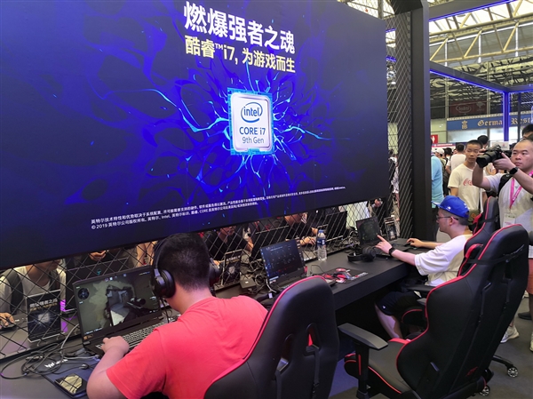 Intel玩电竞有多投入 你知道吗？